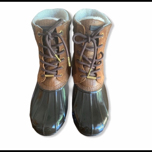 Michael Kors Easton Duck Boot Brown size 9 - Picture 2 of 5